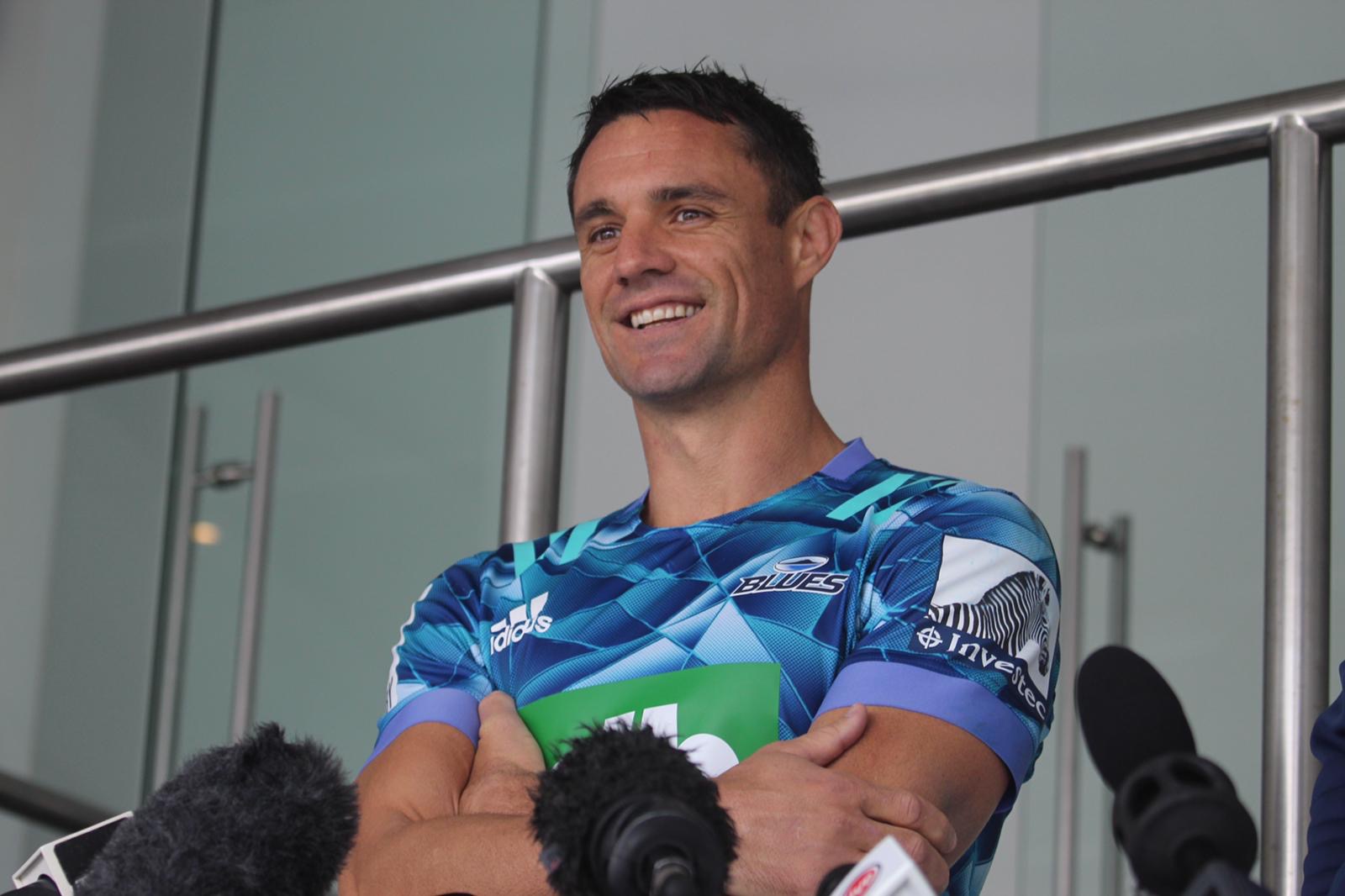 Dan Carter: All Blacks' two-time World Cup winner announces