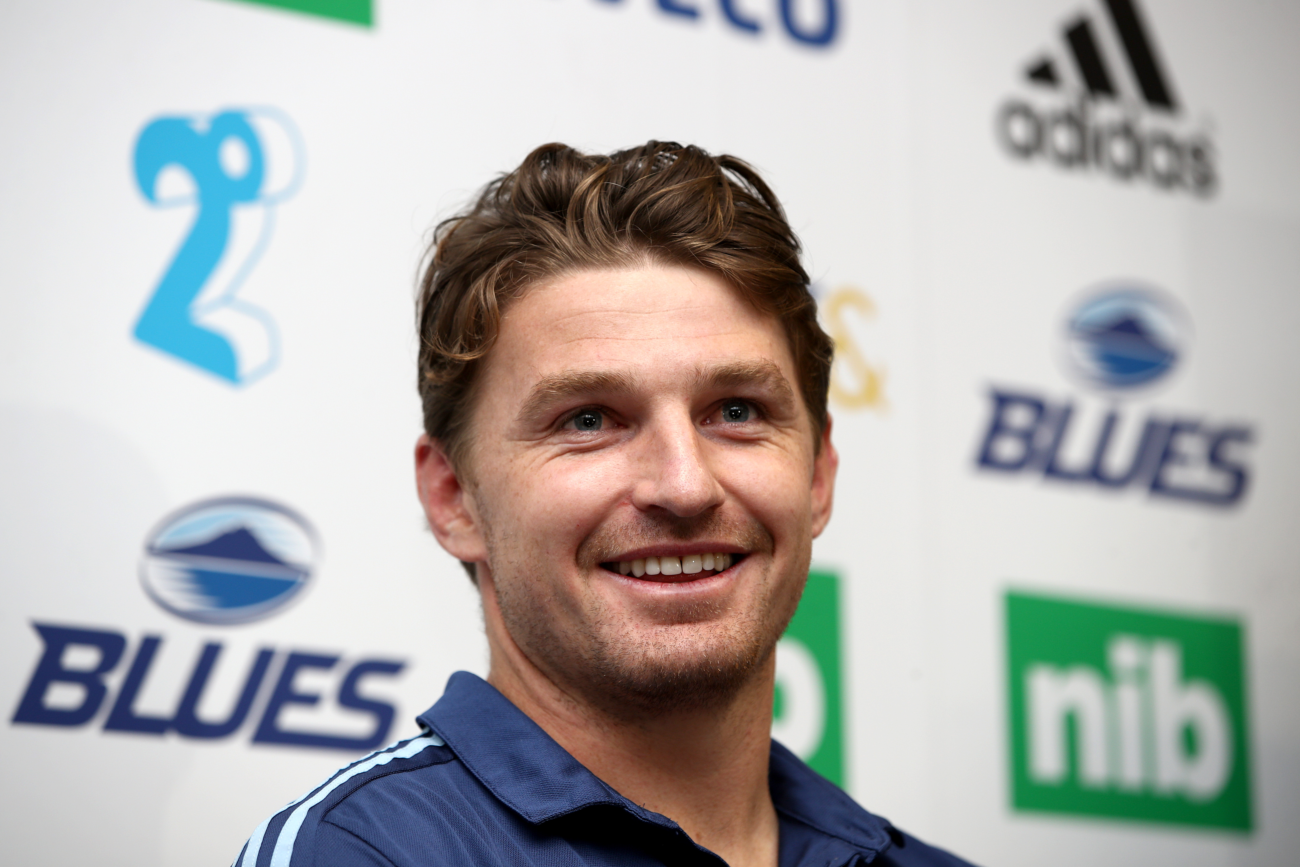 Beauden Barrett to make Blues debut at fullback »