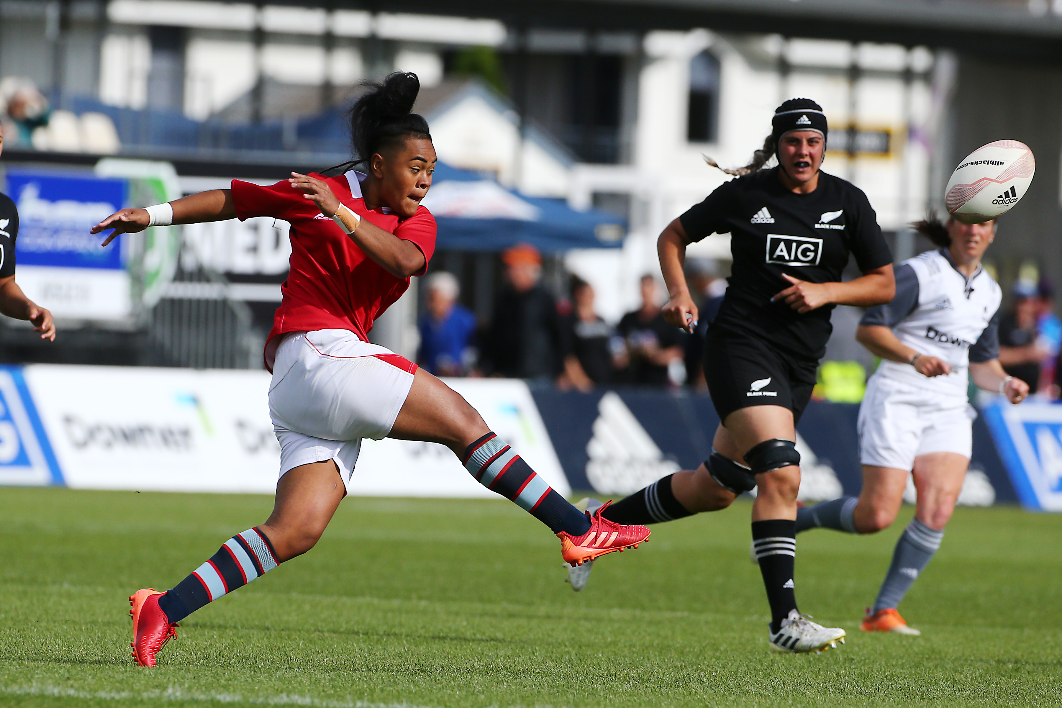 New Zealand Barbarians Push Black Ferns To The Limit In Nelson ...