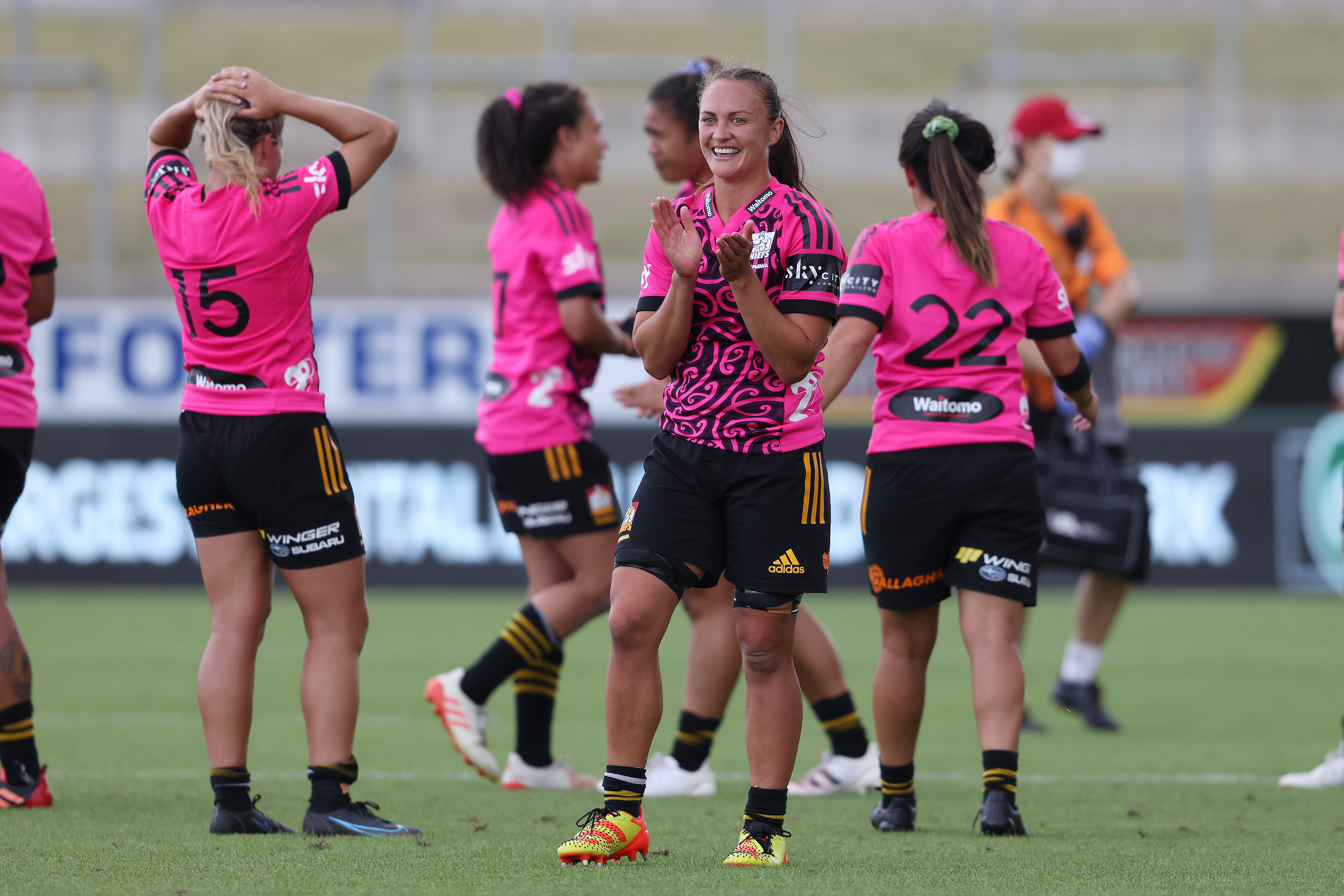 Chiefs Manawa to face Matatū in Super Rugby Aupiki final after beating  Hurricanes Poua