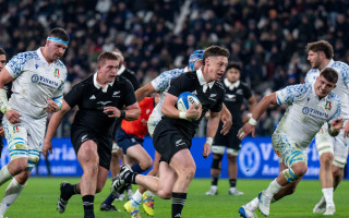 All Blacks overcome Italy in tough season finale