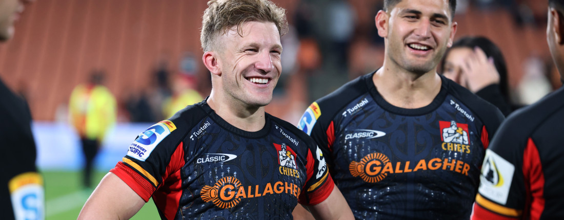 Damian McKenzie v2