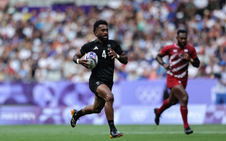New Zealand start strongly in Paris